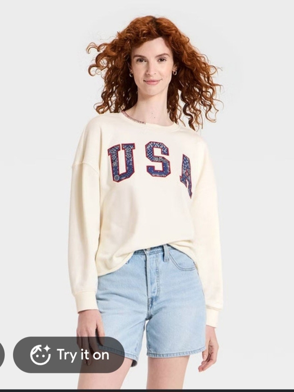 Universal Thread Cream USA Applique Sweatshirt